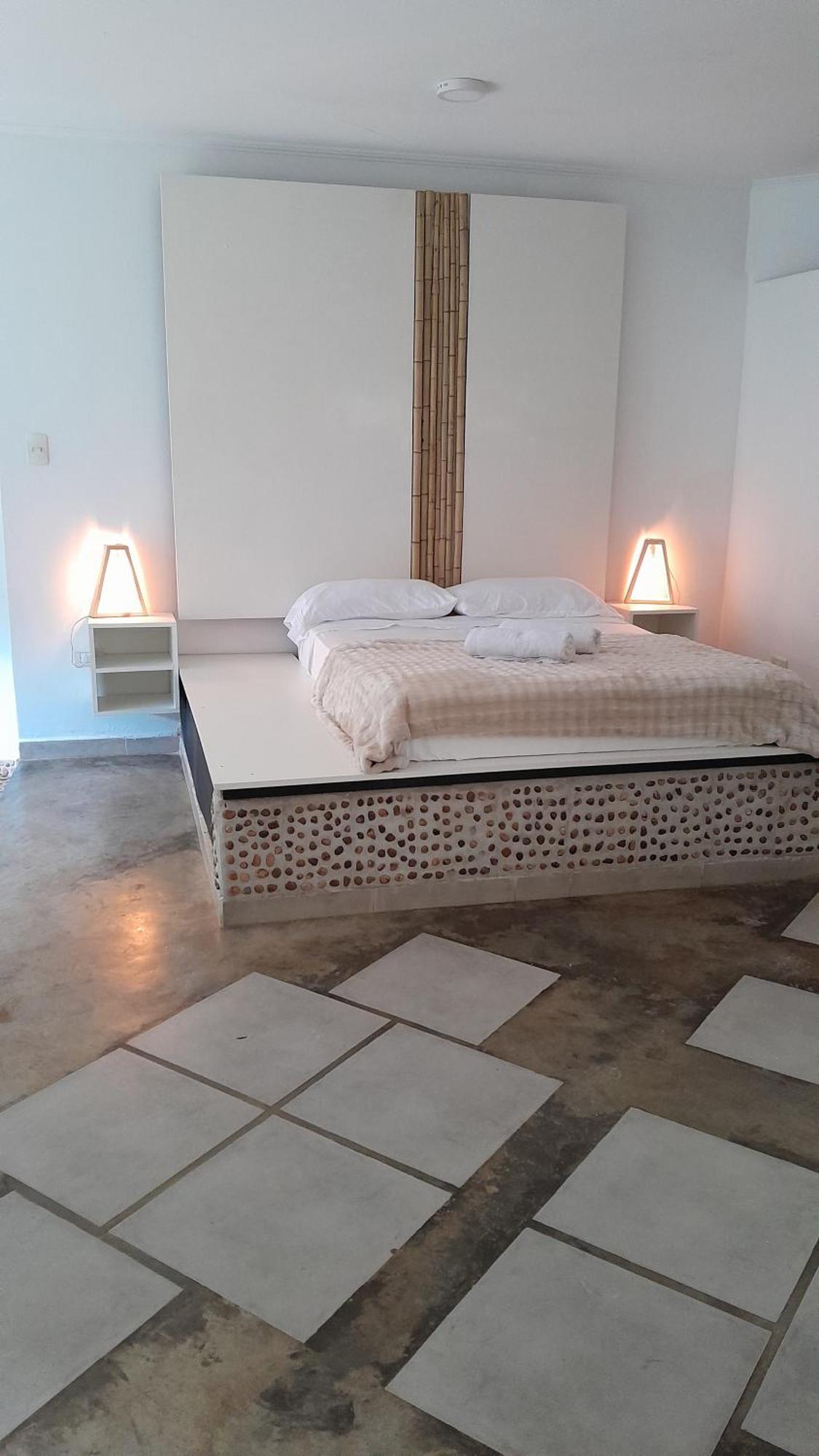 Noah Housing Hostel Santo Tomé Kültér fotó